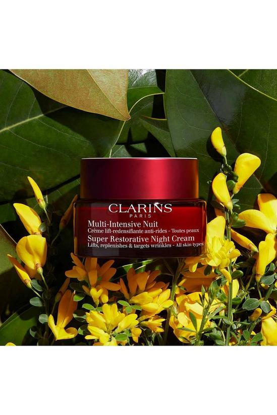 Clarins Super Restorative Night All Skin Types 5